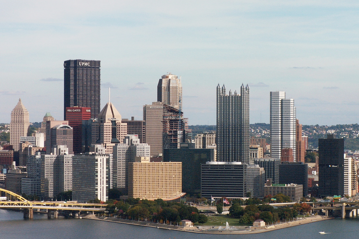 Pittsburgh skyline at night